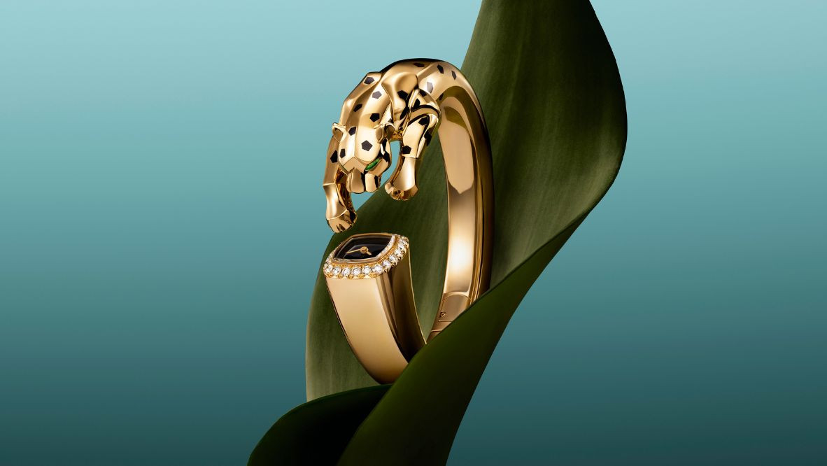 Panthère jewellery watch in yellow gold, lacquer, onyx, tsavorites, and diamonds