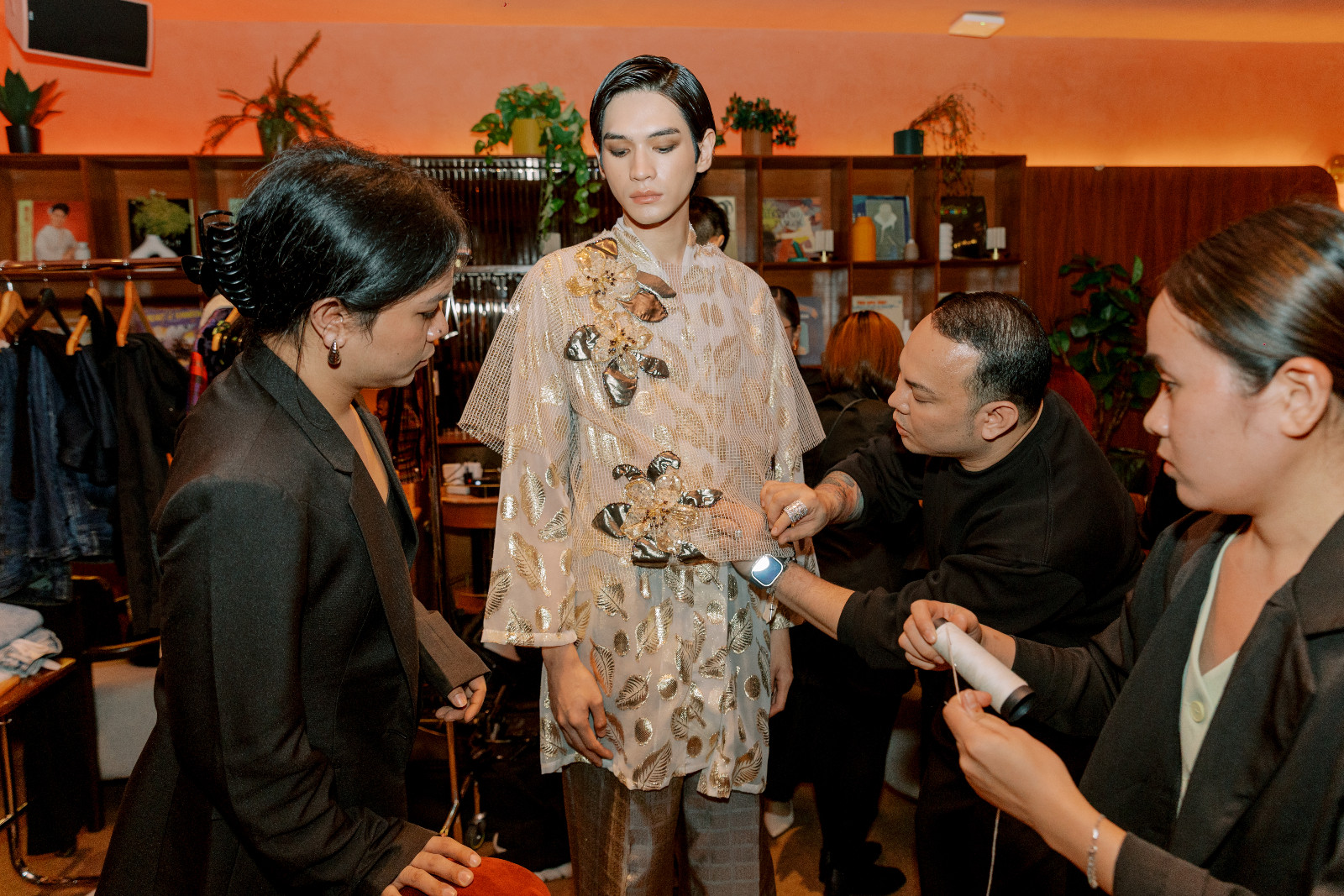 A look inside the private preview for Jor-el Espina’s ‘20 Design Anthologies’ (Photo: courtesy of Before Deadlines)