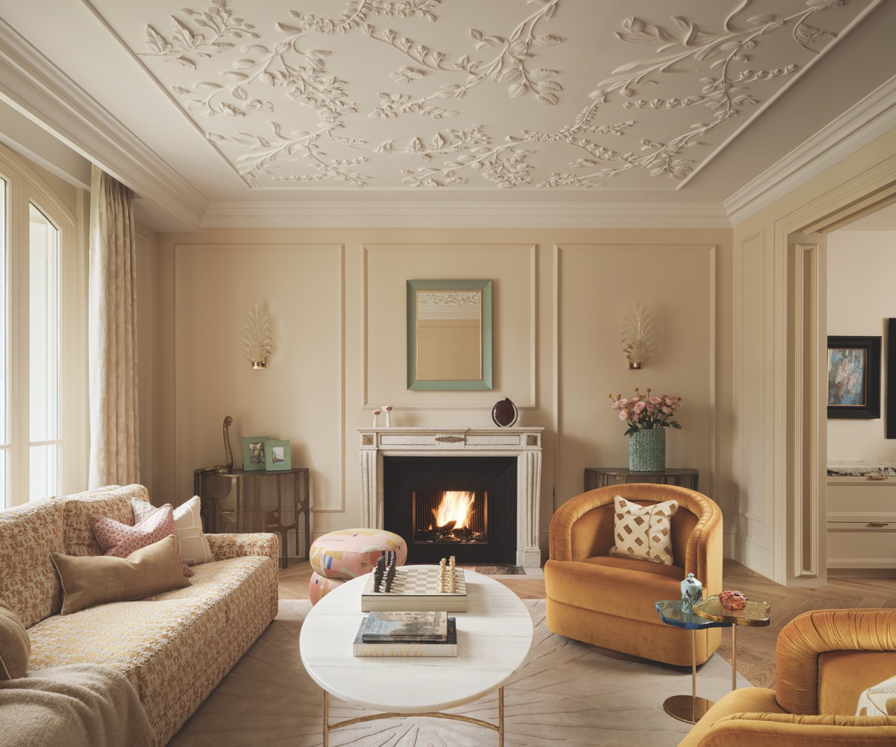 Callender Howorth collaborated with Stevensons of Norwich to create the bespoke architectural elements that restore the apartment’s Belle Époque character