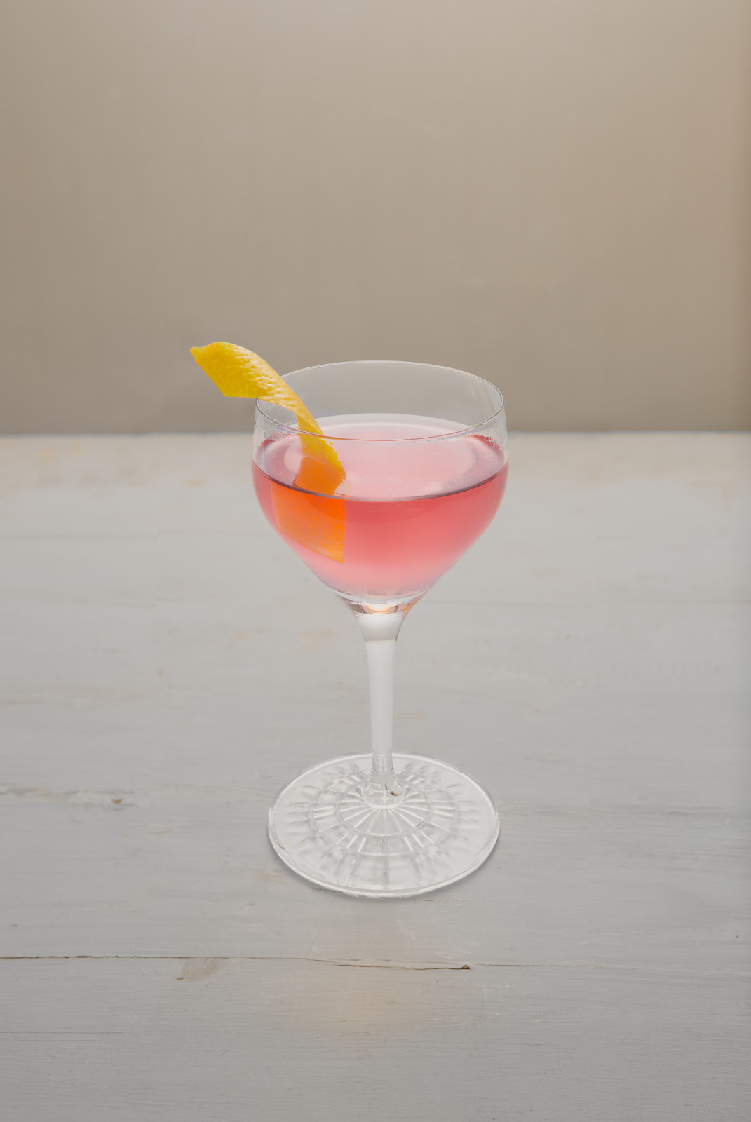 Rhubarb Gimlet, salah satu koktail menu baru dari The Golden Tooth