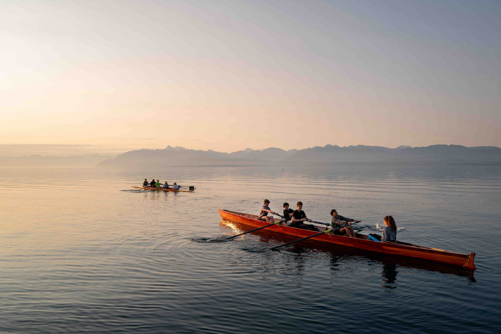 Rowing at dawn (Image: © Institut Le Rosey)