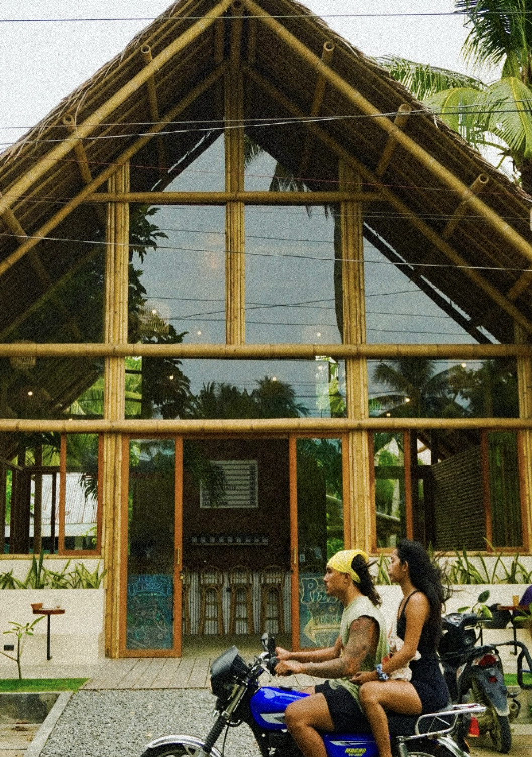 Bamboo Padel Cade exterior