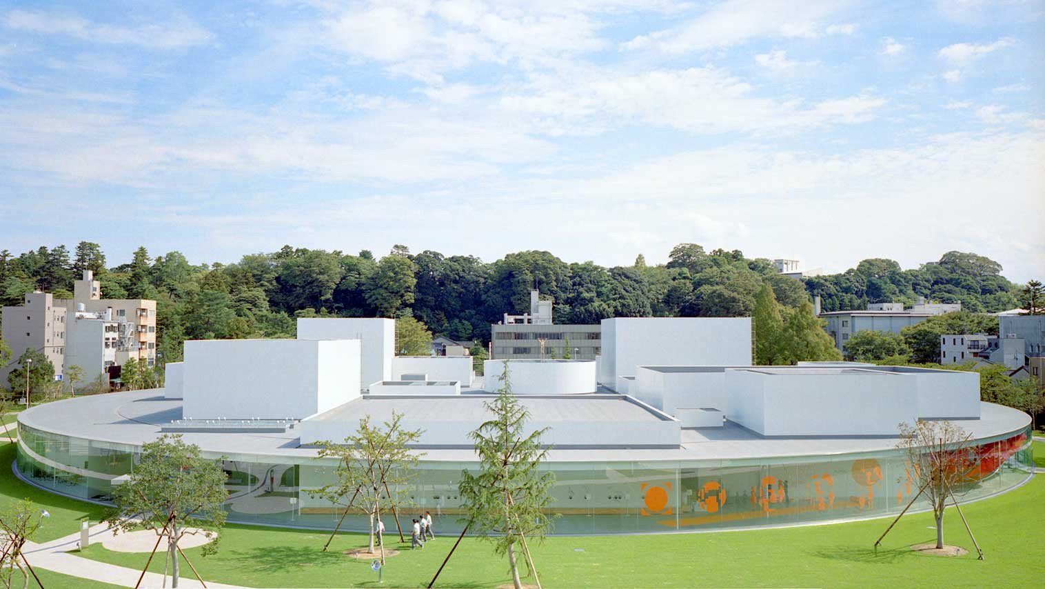 The 21st Century Museum of Art in Kanazawa (Photo: SANAA)