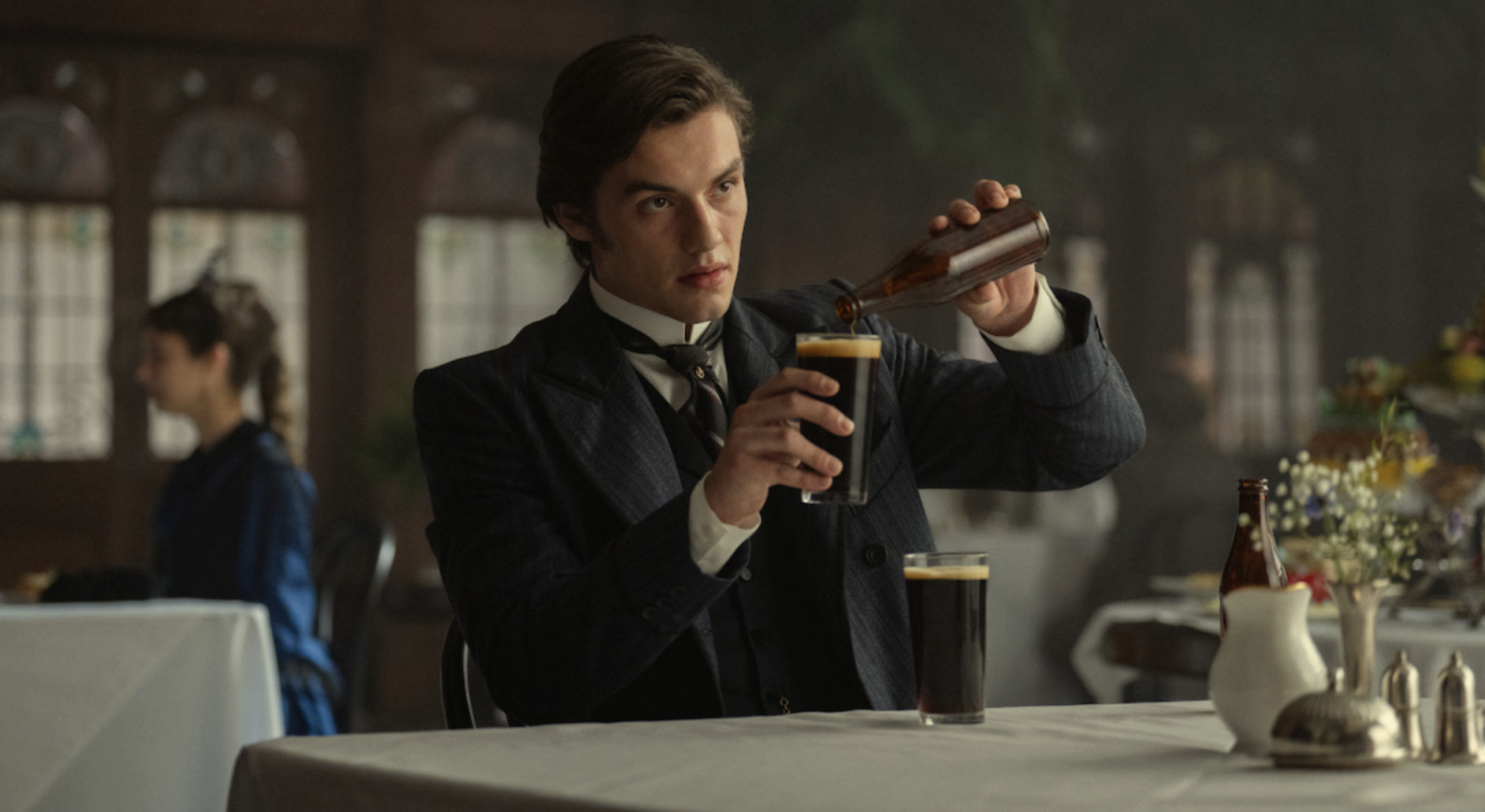 Louis Partridge as Edward Guinness Jr in House of Guinness. (Photo: Netflix)