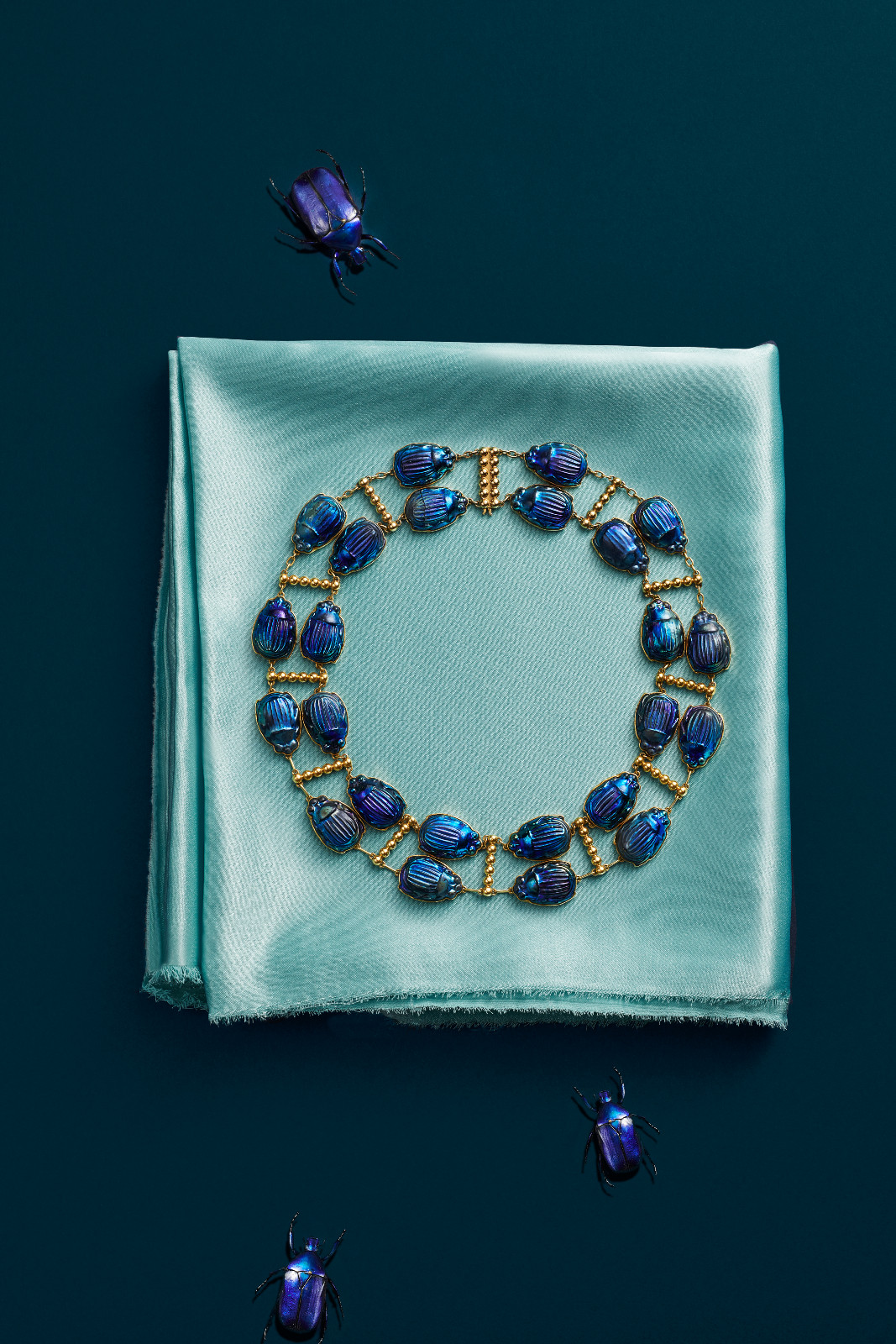 Gold, glass, Necklace by Meta Overbeck (1914):