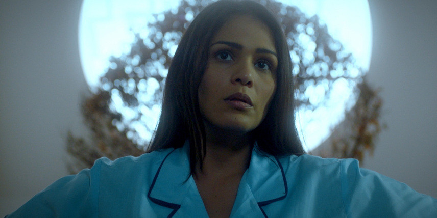Iza Calsado in ‘Bliss’