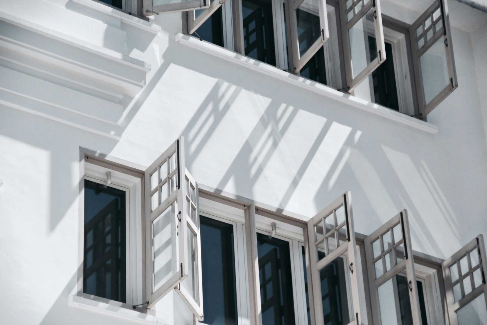 Shadow play on buildings