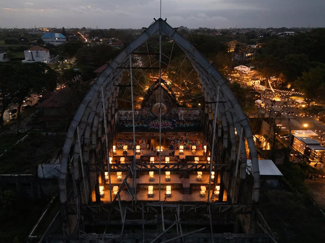 The Architecture in Scale exhibition was housed in the chapel of the abandoned Bali Festival Park (Photo: Instagram / @jia.curated)