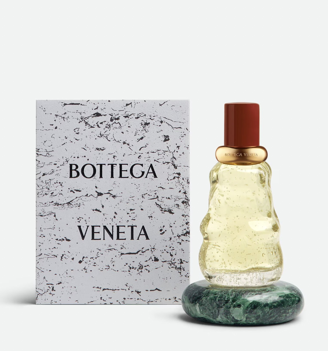 Quiet confidence wrapped in minimalist grace. (Photo: Bottega Veneta)