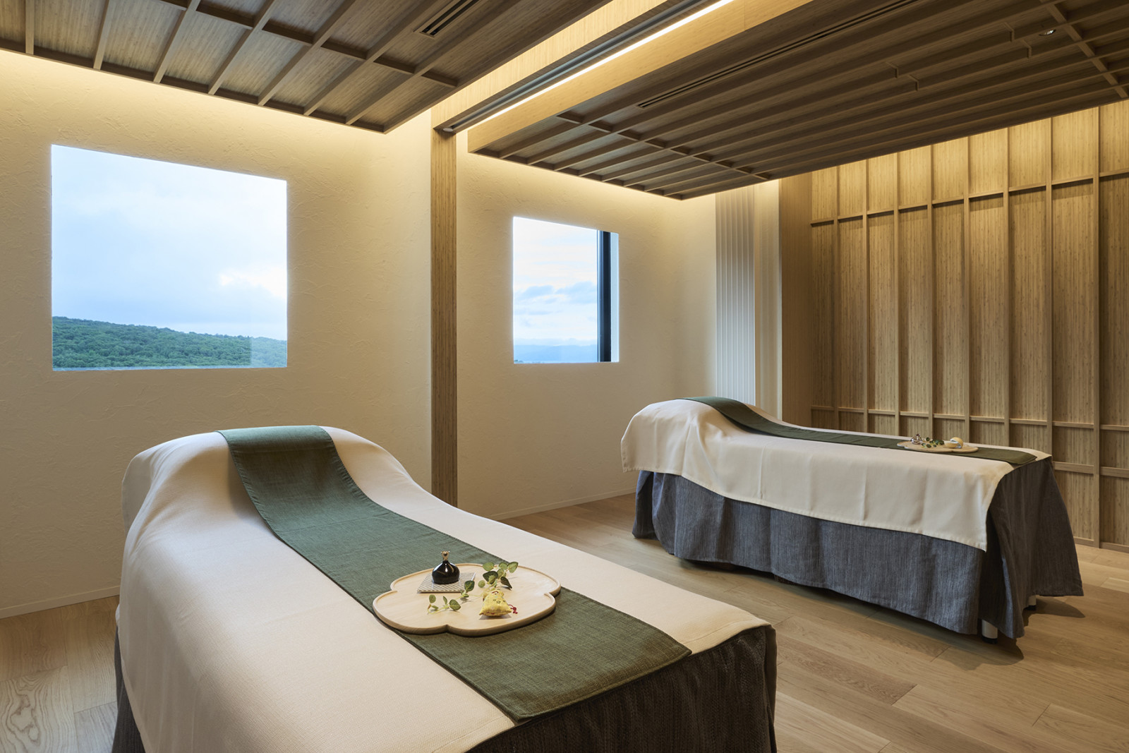 Nikur Spa treatments utilise natural Hokkaido ingredients alongside mountain views. (Photo: Chalet Ivy)