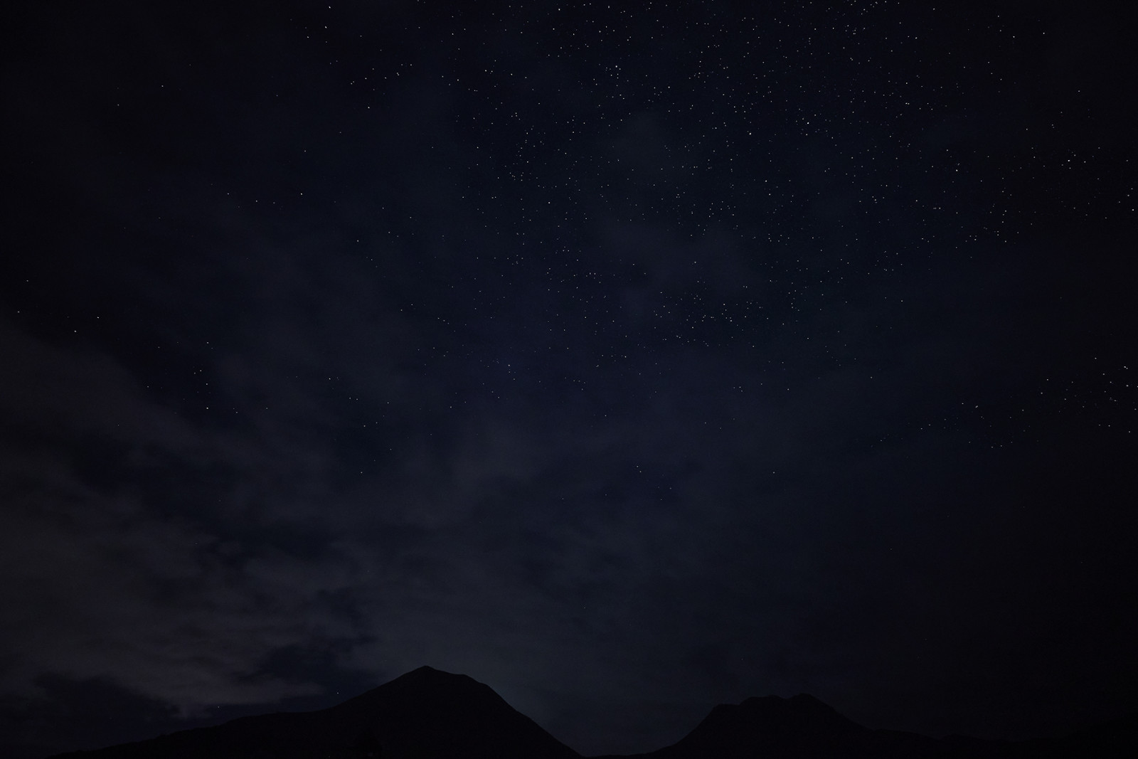 The rooftop offers what the resort calls a ‘transcendent moment’ with the night sky. (Photo: Chalet Ivy)