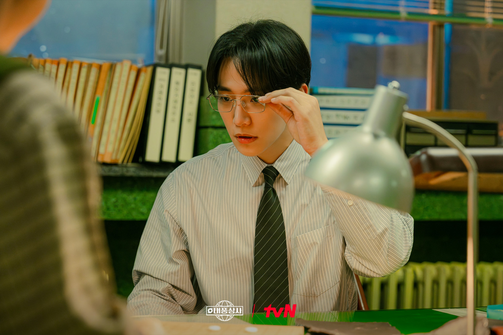 (Photo:tvN《颱風商社》劇照)