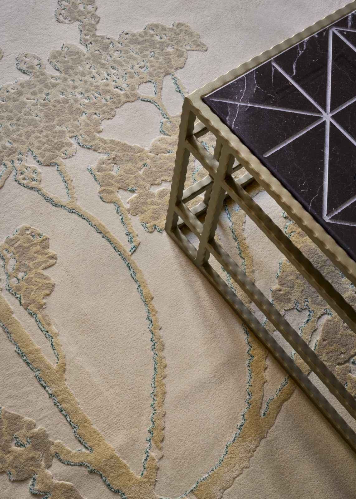 The pattern was reinterpreted in the rug, creating a ‘cast shadow’ effect on the floor