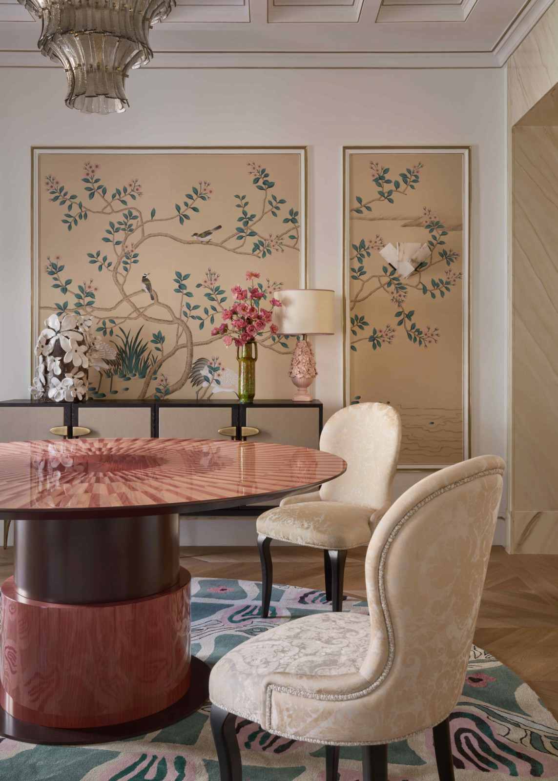 A balance of decorative richness where every detail tells a unique story