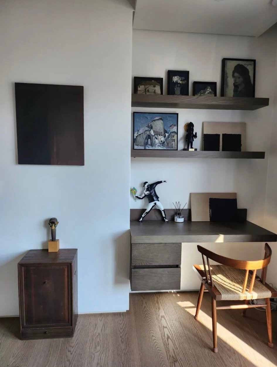 Namjoon’s mini work station (Photo: Instagram / @rkive)
