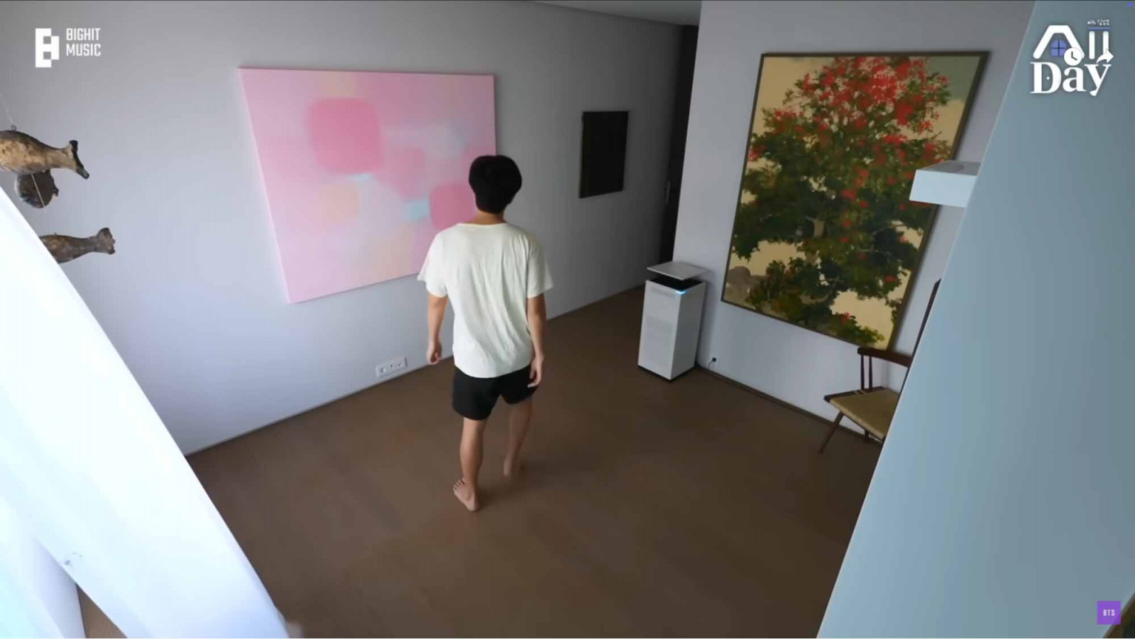 Art pieces are generously displayed throughout Namjoon’s apartment (Photo: Youtube / BANGTANTV)(Photo: Youtube / BANGTANTV)