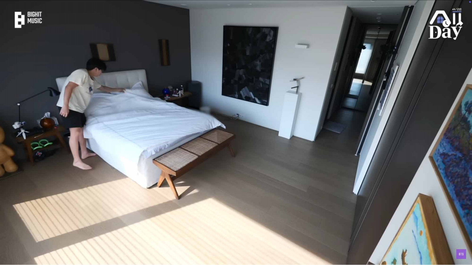 Namjoon’s bedroom featuring art pieces by Yun Hyong-keun and Lee Bae (Photo: Youtube / BANGTANTV)