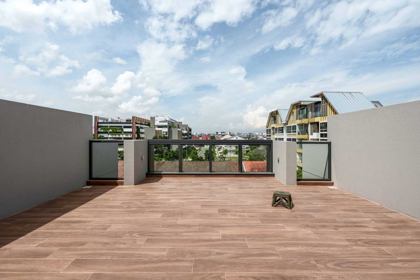 The rooftop terrace opens out to unimpeded views of the neighbourhood