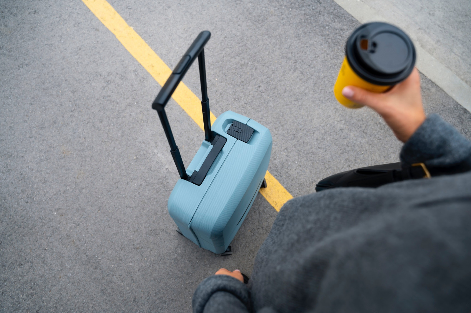 Lost luggage can ruin a trip, but the right travel insurance ensures you’re compensated and back on track quickly. (Photo: Freepik)