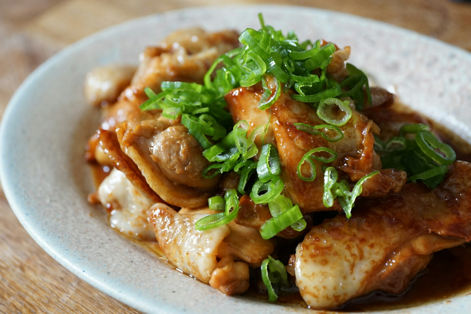 Teriyaki marinade: A Japanese mix of soy sauce, mirin and sugar (Photo: Tomoyo S/Unsplash)