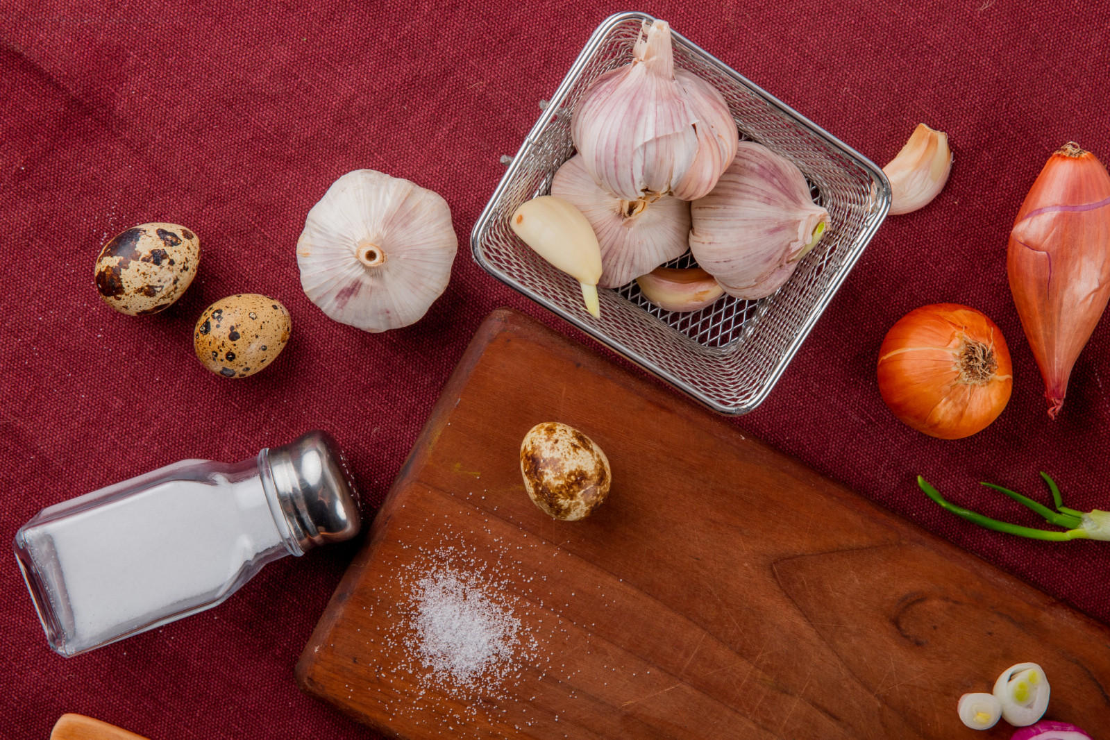 From Japan to the Philippines, these time-tested blends of soy, spice and acid show how regional marinades travel and adapt across cuisines (Photo: Freepik)