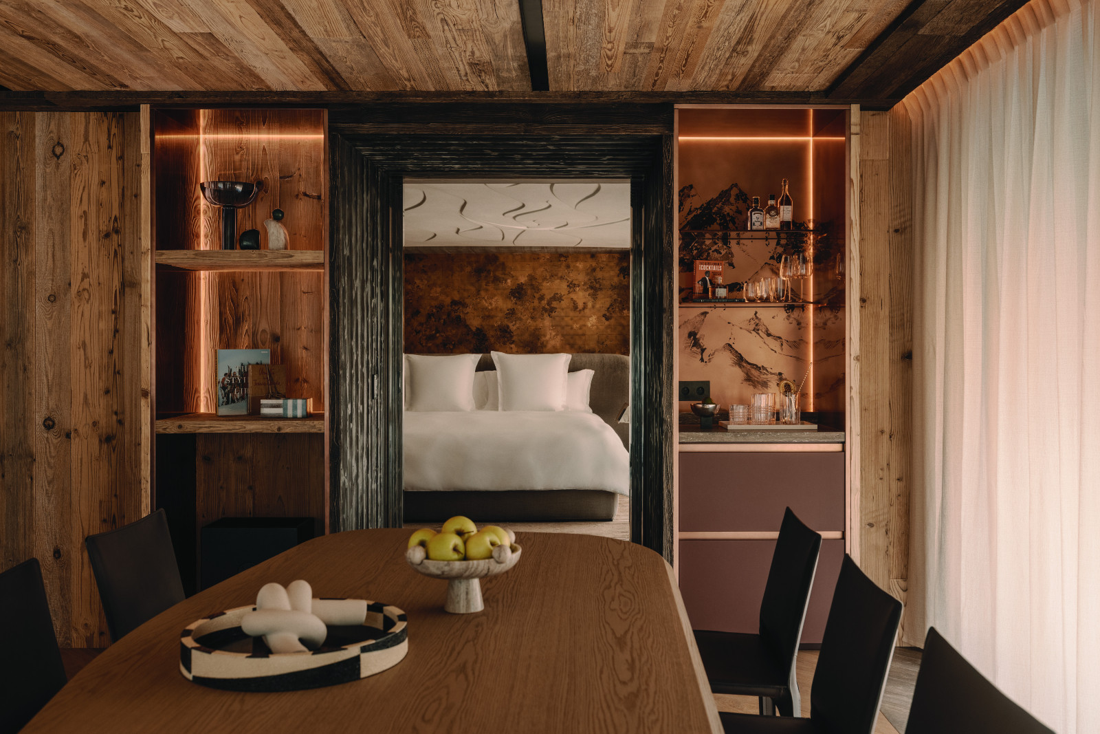 The resort’s dining offerings include terrace lunches of alpine classics and après-ski evenings (Photo: Rosewood)