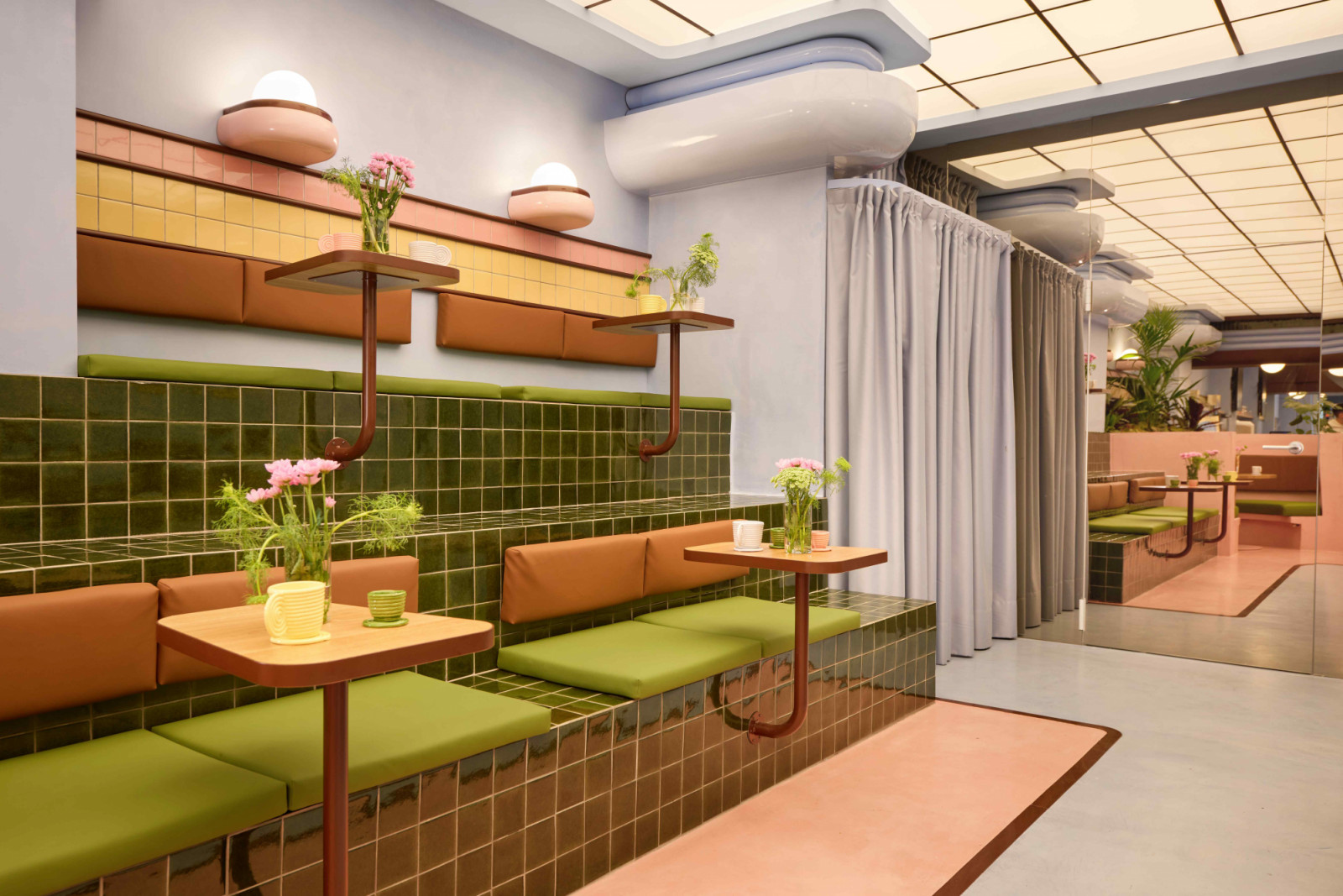 Inspired by Art Deco and Miami-inspired motifs, but softened through contemporary geometry and volumetric soft furnishings
