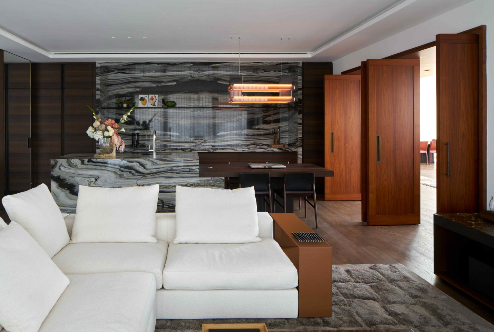 The anthracite-toned Dream Room