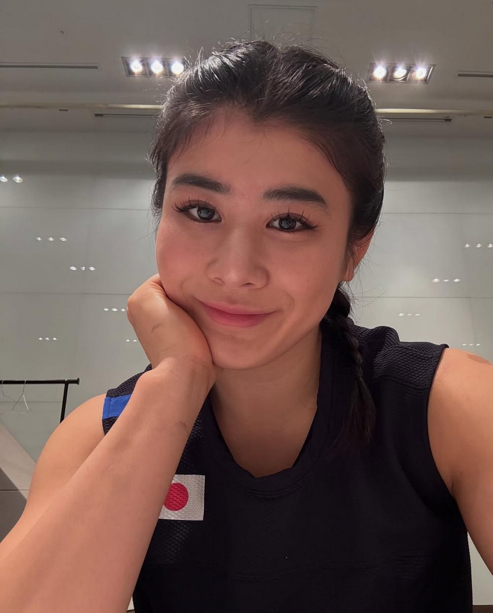 The 22-year-old Japanese wrestler held her ground in an epic 2-versus-1 clash (Photo: @nonoka_ozaki / Instagram)