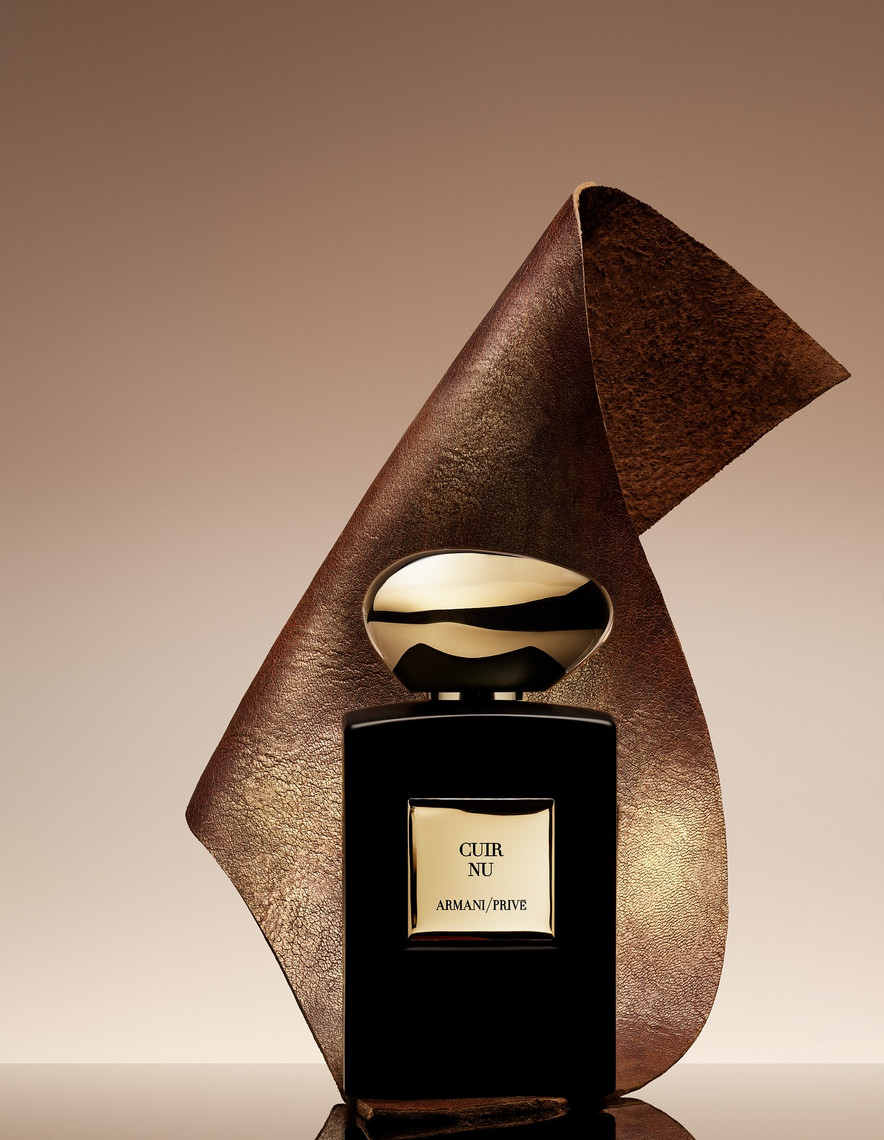 Armani Privé Cuir Nu represents artisanal craftsmanship and second-skin elegance (Photo: @armanibeauty / Instagram)