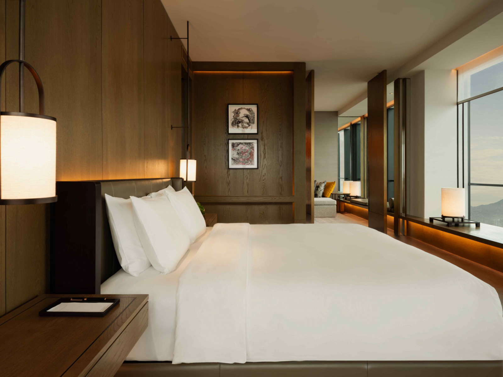 2 The Park Suite with layered materials and textures, creating a refined, comforting atmosphere