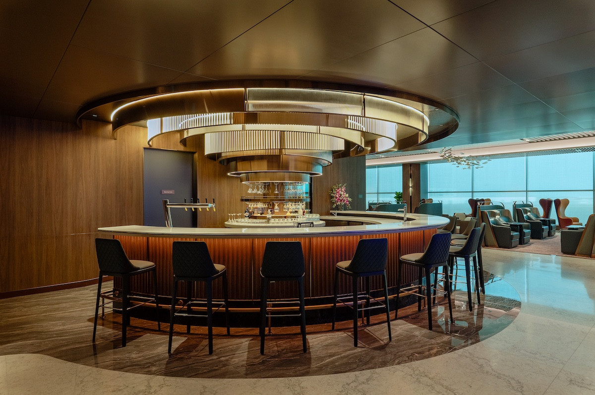 The signature bar
