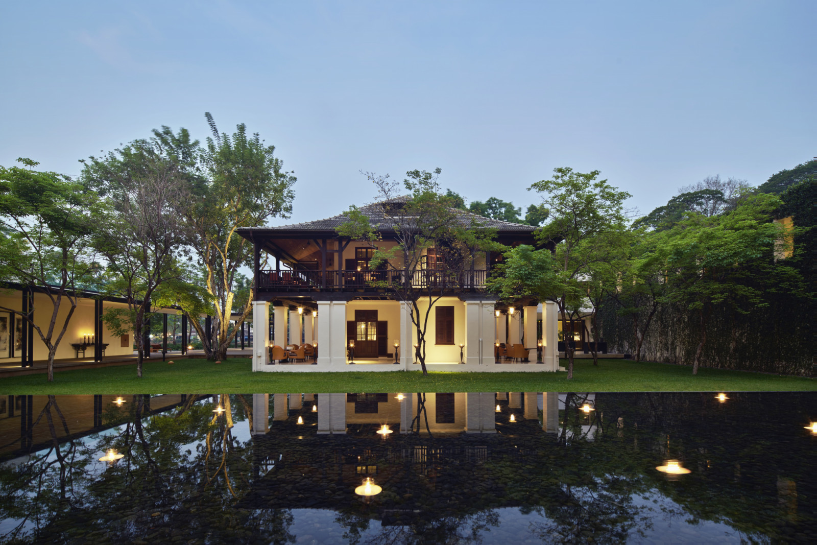 บรรยากาศร้าน The Service at 1921 House ที่โรงแรมอนันตรา เชียงใหม่ รีสอร์ท