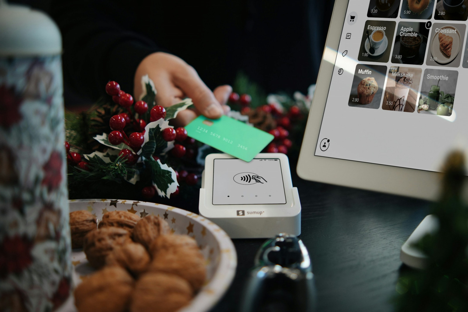 Clear conversations about plans, budgets and responsibilities can ease seasonal pressure, helping everyone stay aligned and reducing the risk of holiday burnout (Photo: Sandy Hibbard/Unsplash)