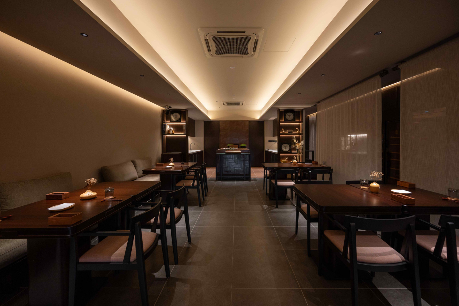A dining environment that feels intentionally grounded, yet quietly evocative (Photo: TML Production)