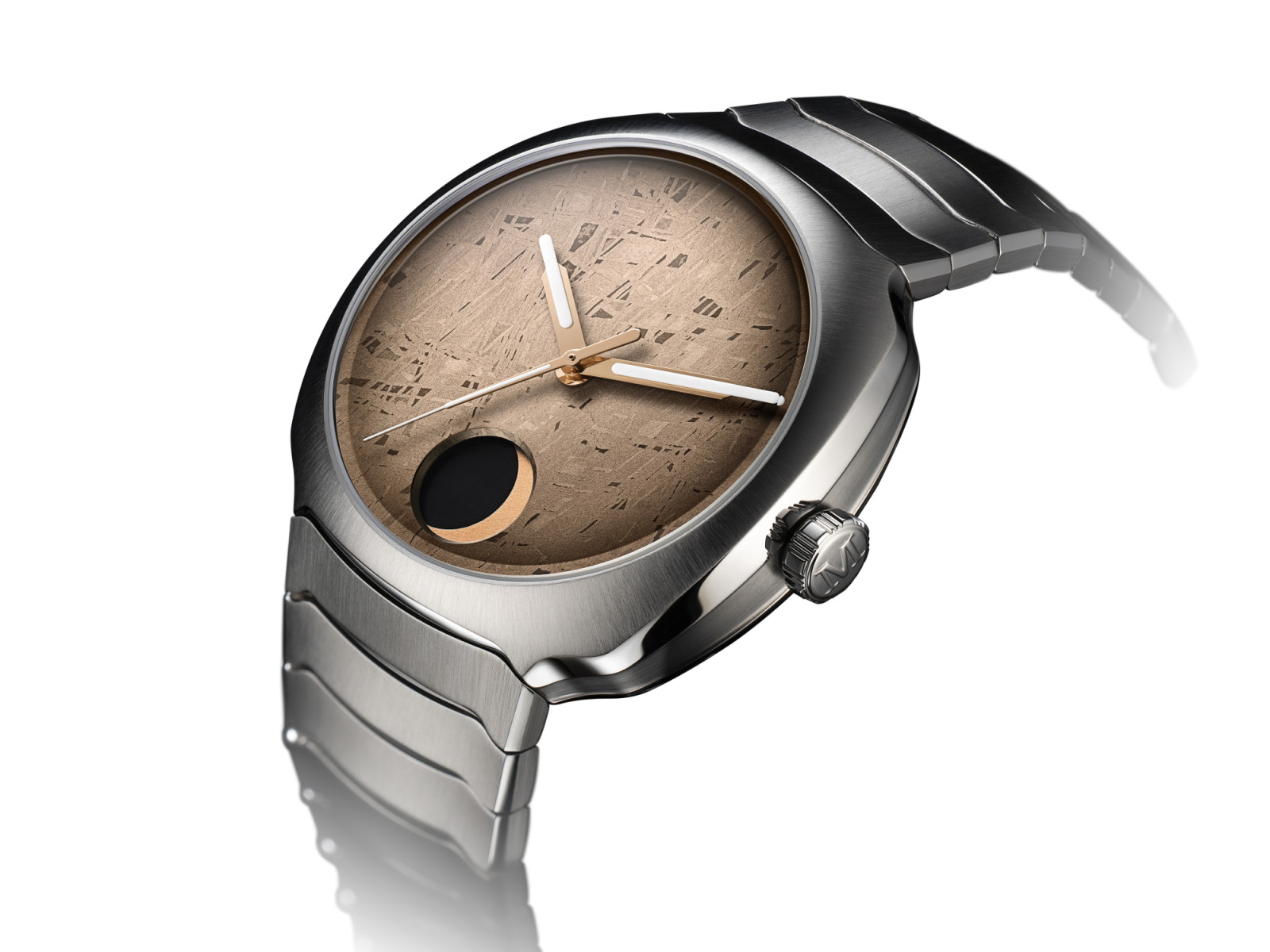 H Moser & Cie Streamliner Perpetual Moon Concept Meteorite (Photo: courtesy of H Moser & Cie)