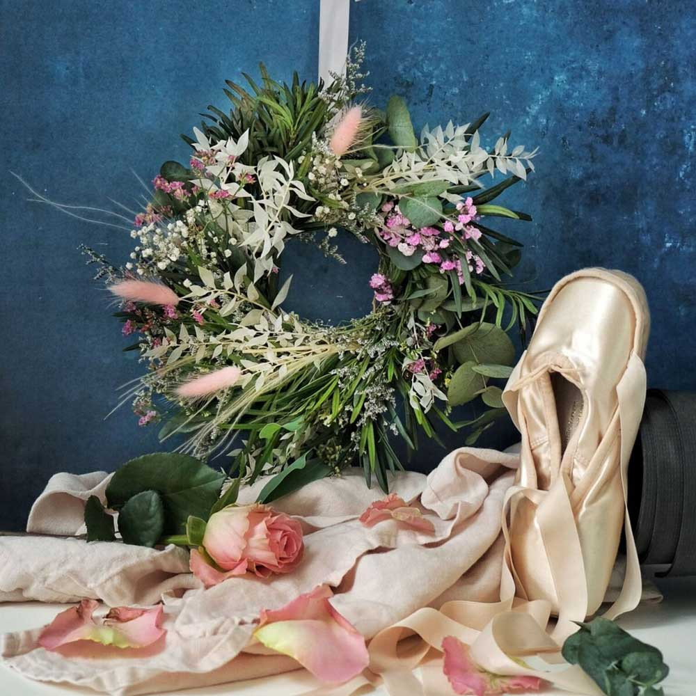 Ask A French Christmas Wreaths