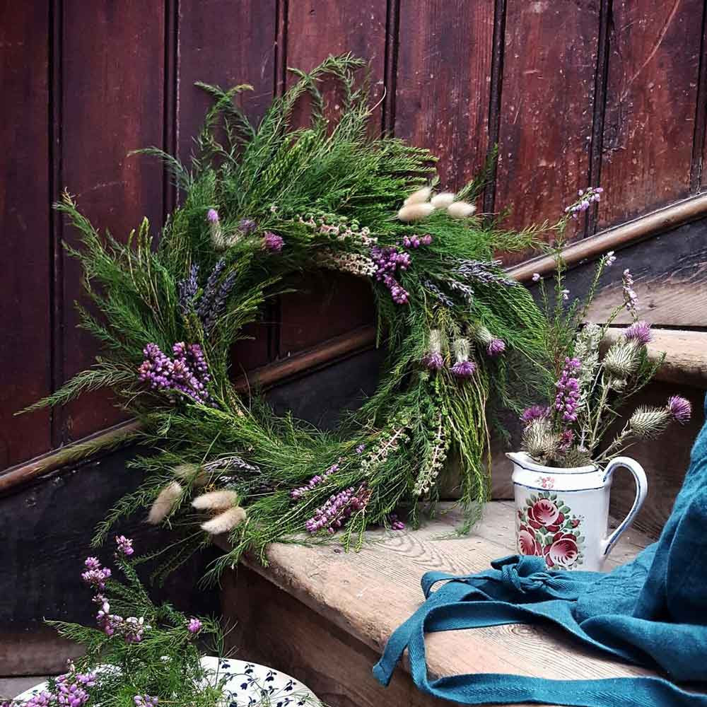Ask A French Christmas Wreaths
