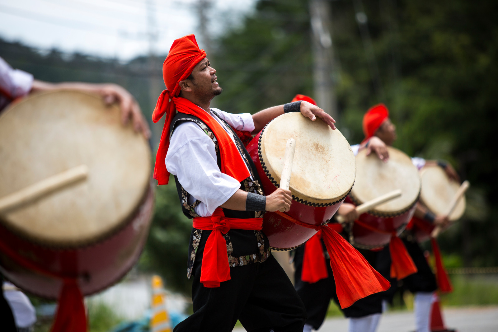 Dancers perform a folk dance during the Obon festival to honour the spirits of their ancestors in Okinawa, one of the world’s five Blue Zones (Photo: Getty Images)