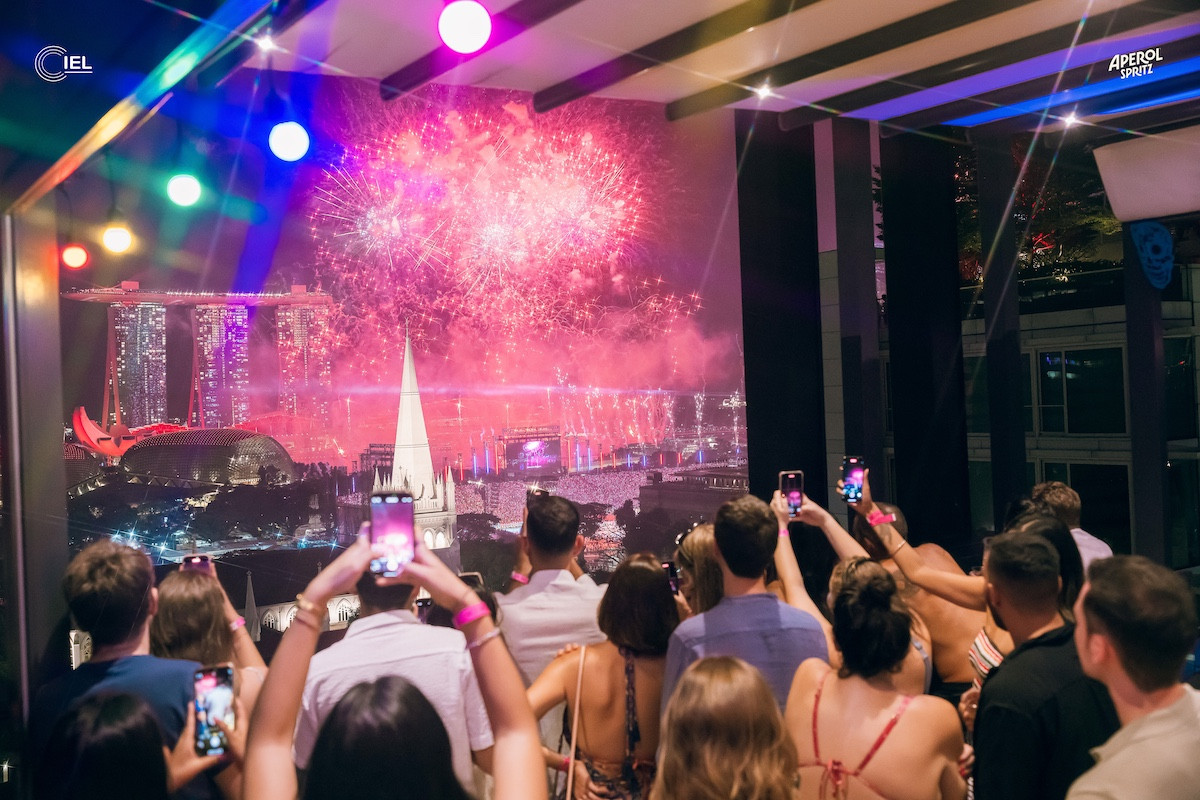 El Chido’s NYE countdown party