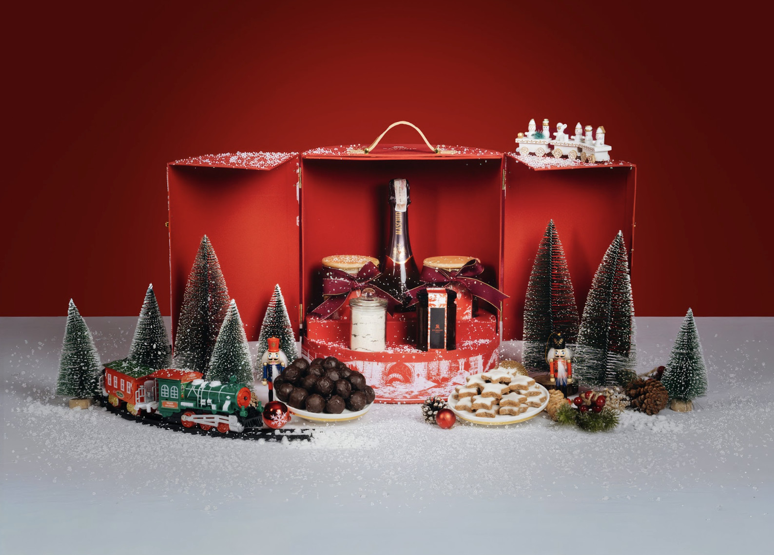 Lumière Royale, salah satu pilihan hampers dari The St. Regis Jakarta untuk orang istimewa di hidup Anda