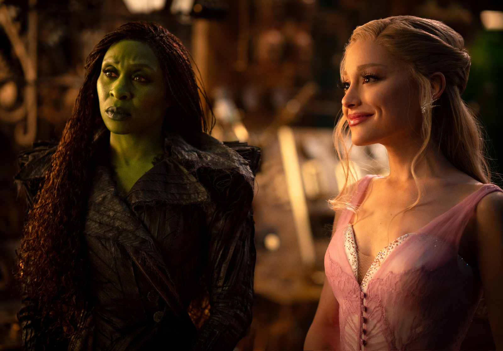 Glinda and Elphaba talking to the Wizard, minutes before the Wonderful scene (Photo: Universal Pictures)