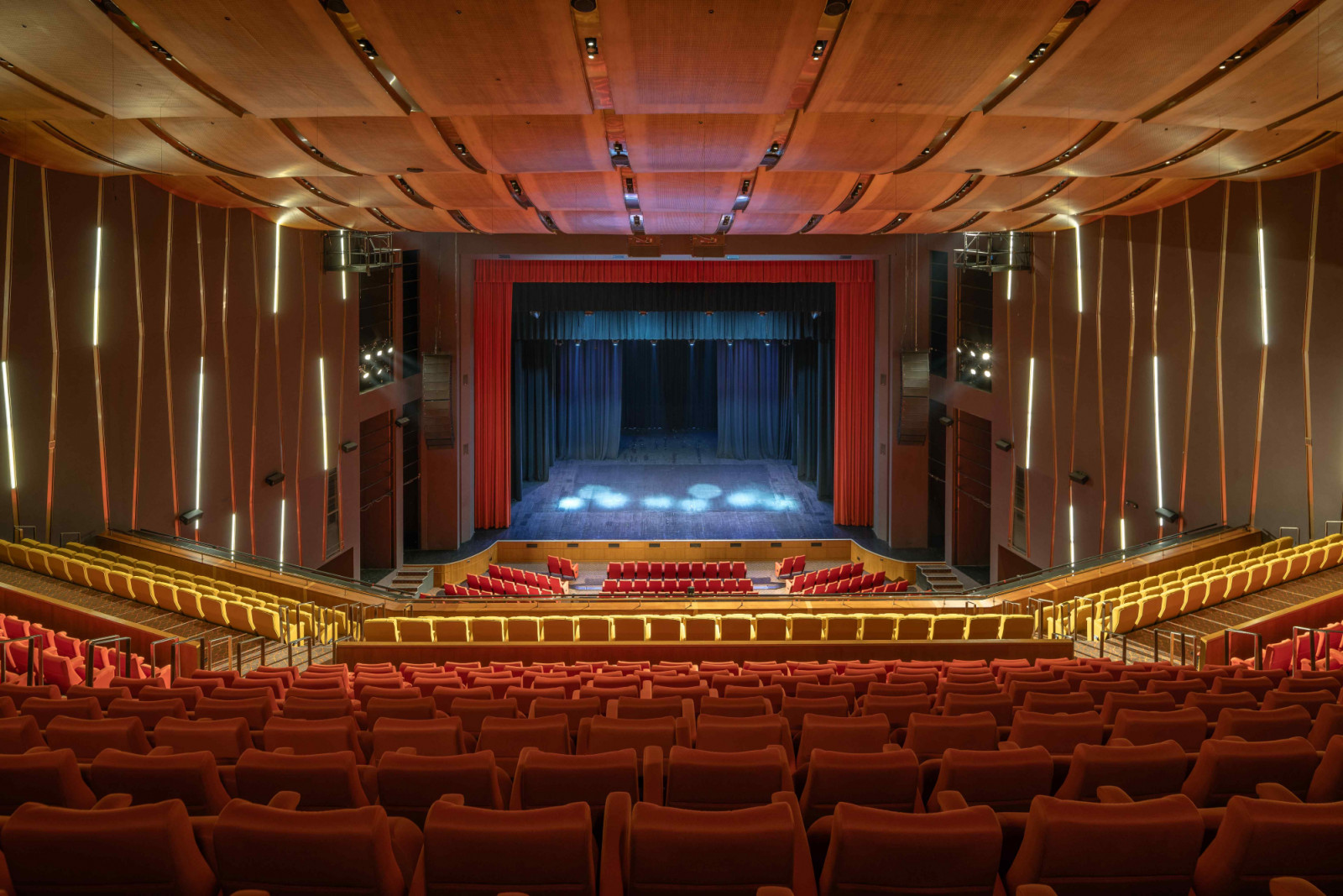 The 1,740-seat Lyric Theatre hosts an ever-evolving calendar of live performances