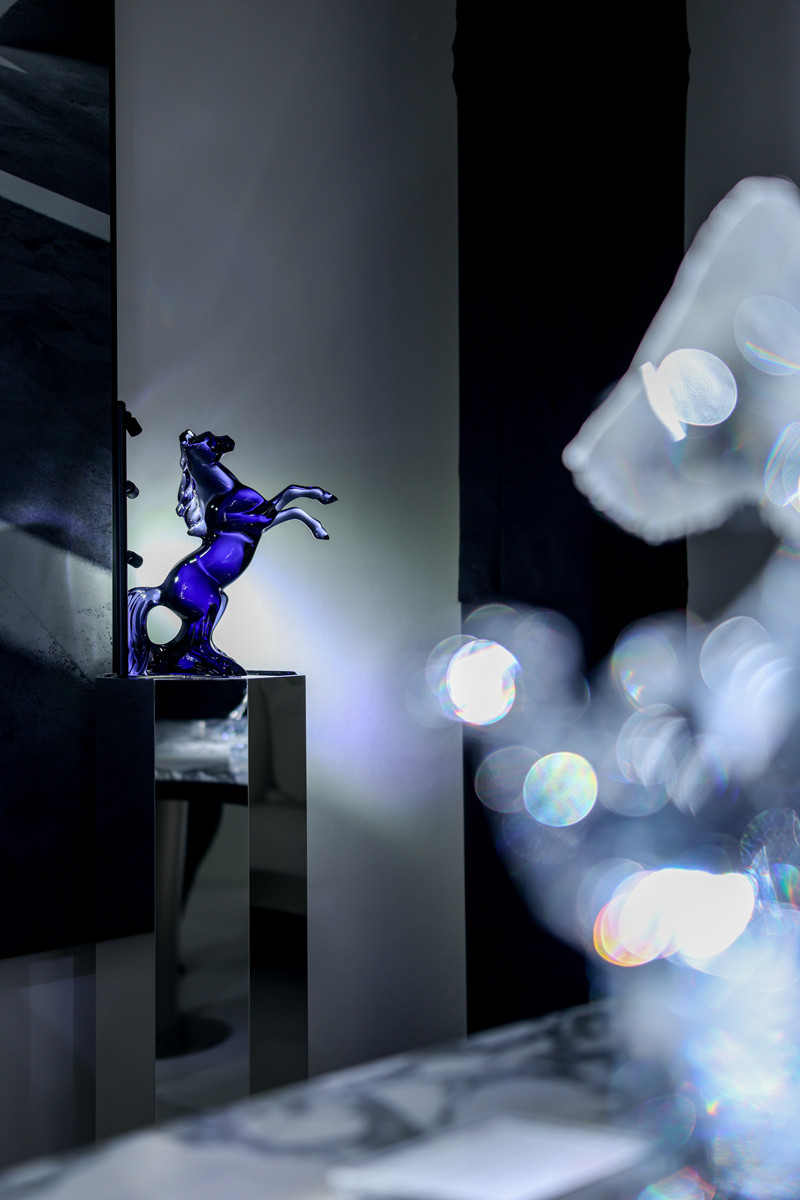 Marengo horse sculpture, midnight blue inspired by Napoleon Bonaparte’s legendary mount, this rearing horse is sculpted from a single block of midnight crystal by equine sculptor Allison Hawkes