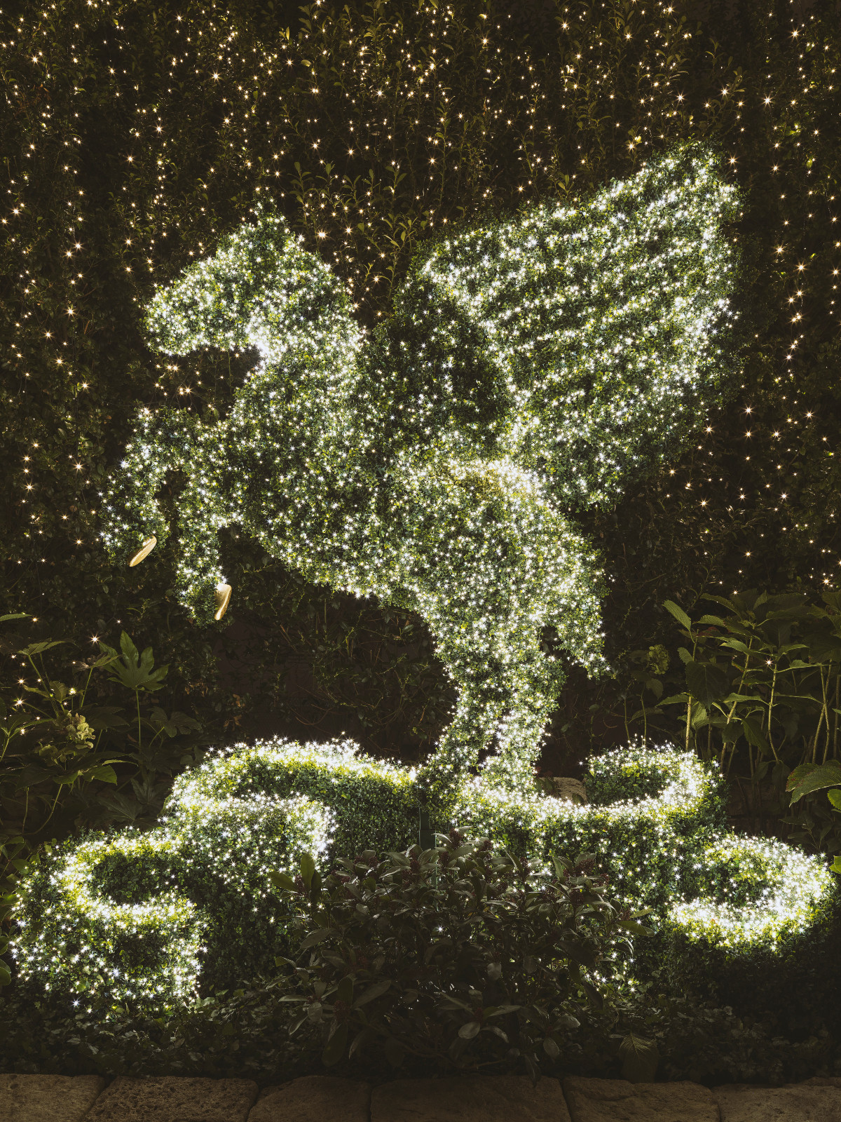 Presentation of the XMas 2025 decorations at the Dior store on avenue Montaigne in Paris, France - Photo ©Kristen Pelou
