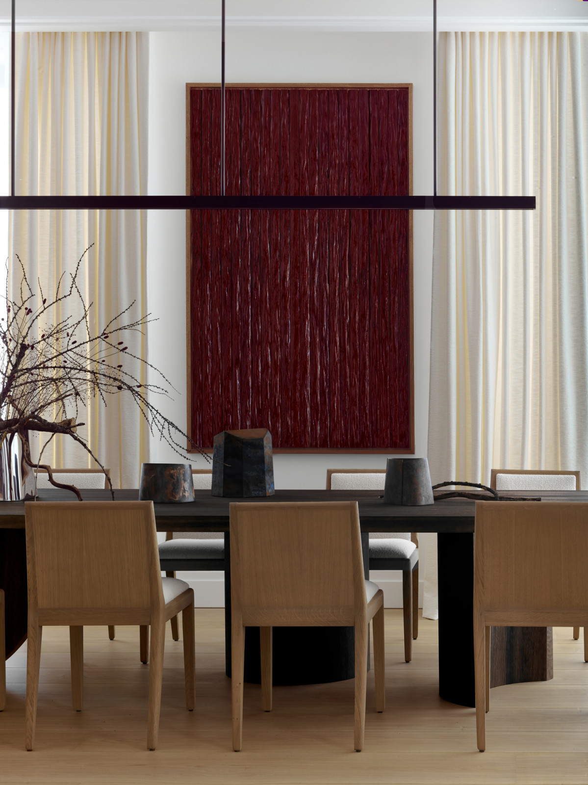A Kitayama frame by Garnier et Linker punctuates the backdrop (Photo: Ilya Klimov)