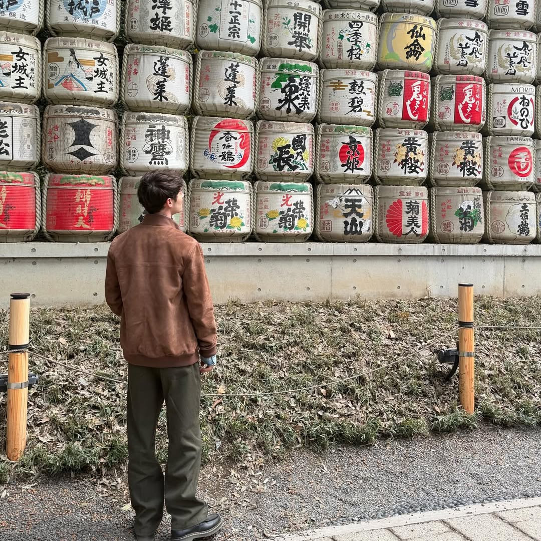 Explore temples and shrines like Sensō-ji, Meiji Shrine and Nezu Shrine for a calm pause and a glimpse of Japan’s spiritual traditions (Photo: noahschnapp/Instagram)