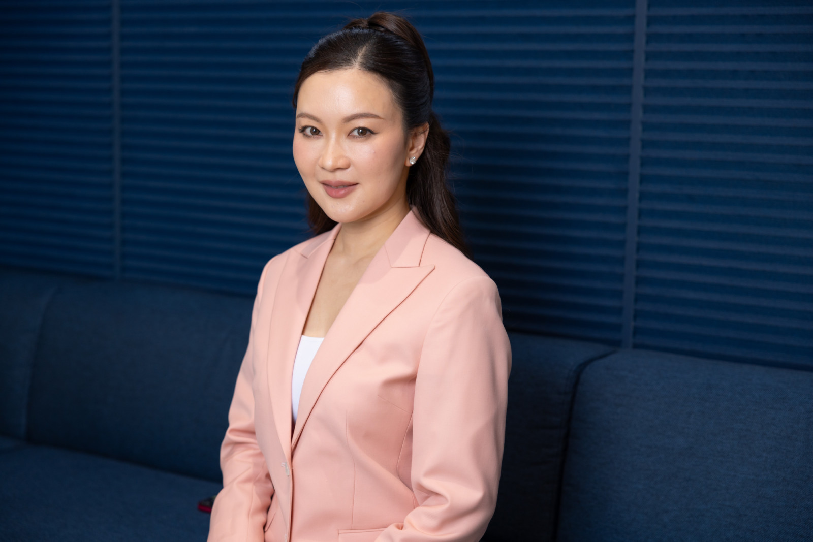 นฤชล ดำรงปิยวุฒิ์ หรือคุณนุก ได้เริ่มวิสัยทัศน์ใหม่ “The Most Recognized Partner in Inclusive Green Energy and Infrastructure across Asia” กับเป้าหมายการเติบโตสองดิจิตทุกปีหรือประมาณ 10-15 เปอร์เซ็นต์ (ภาพ: Worapon Teerawatvijit)