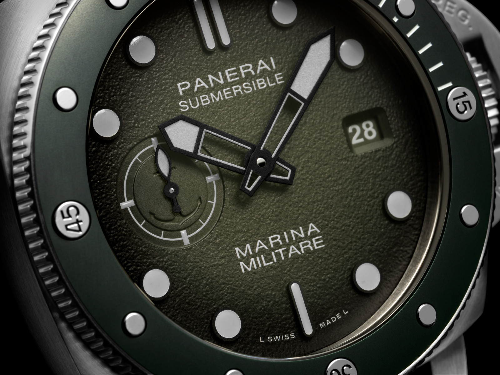 Panerai merayakan kemitraan bersejarah dengan Marina Militare lewat koleksi Submersible terbaru