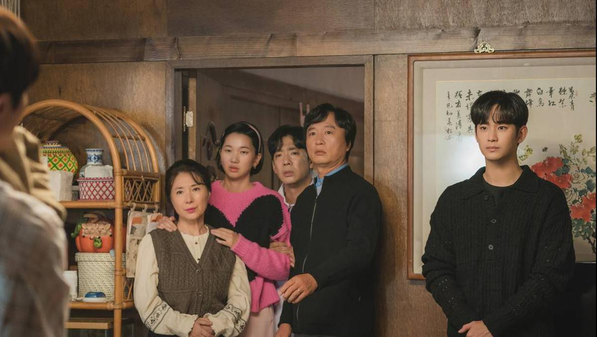 A rural family that fixes emotional damage with food, noise, and zero personal boundaries. (Photo: IMDB)